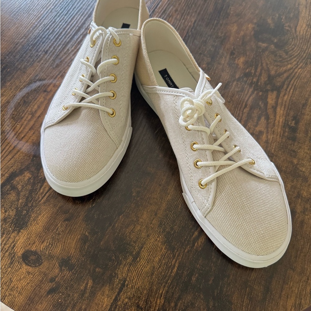 Tommy Hilfiger Cream Canvas Sneakers with Gold Eyelets.  NWOT